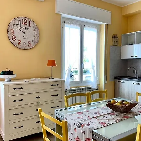 La Posidonia Sul Mare * סנטו סטפנו אל מארה